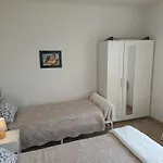 Cascina Legnago Bilocale A 6 Chilometri Da Salo' Apartmán *